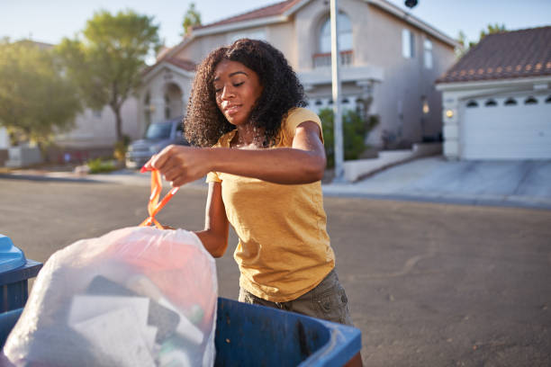 Best Commercial Cleanout Services  in Mabton, WA